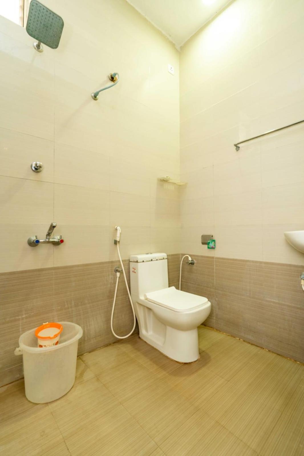 Hotel Ramleela Rāmeswaram エクステリア 写真